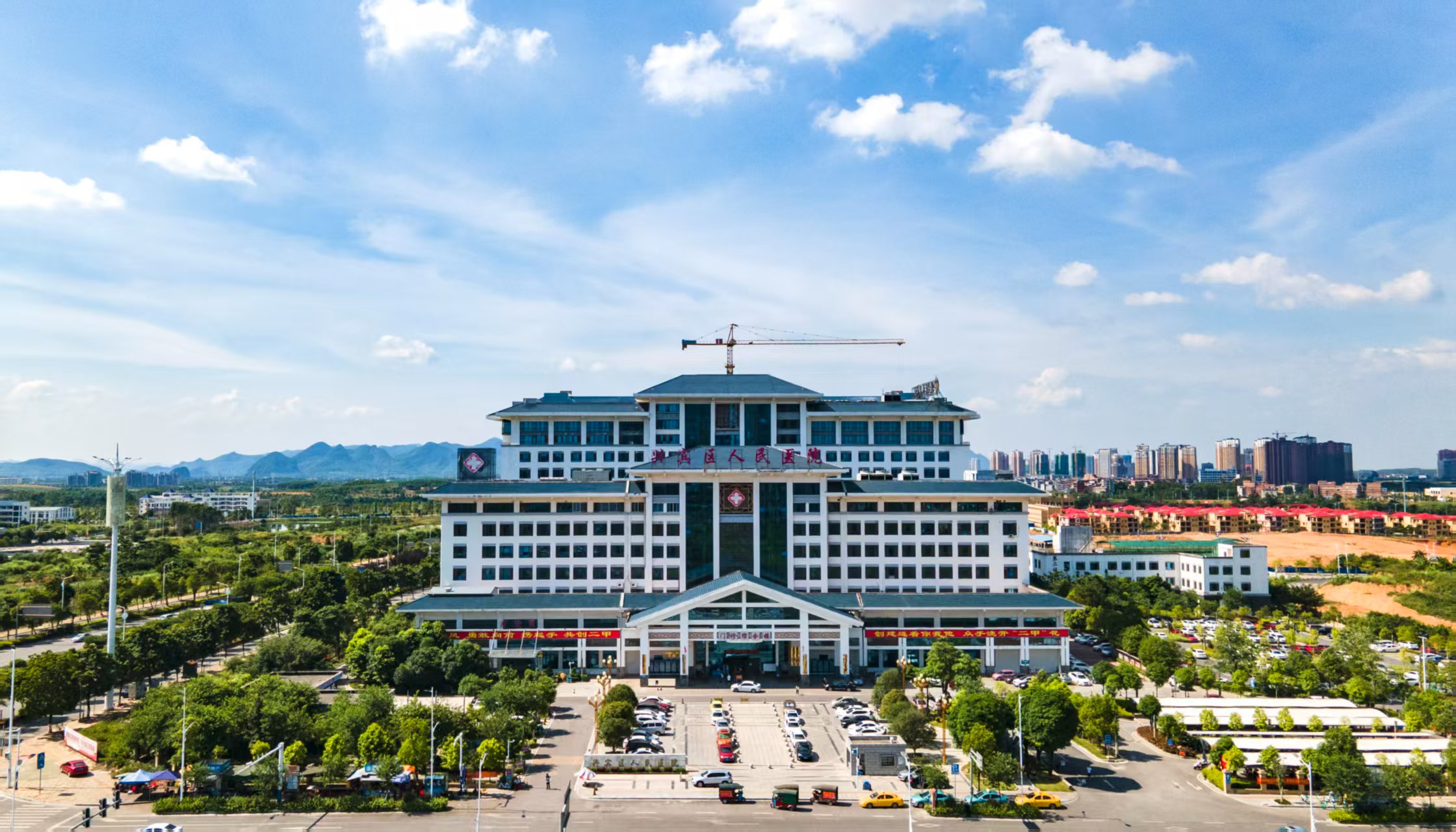 来宾市兴宾区人民医院保卫科维修消防设施及更换防火门项目